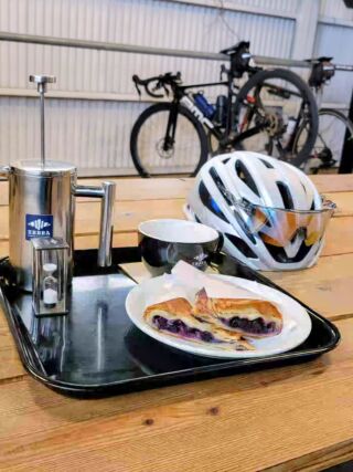 ZEBRA Coffee & Croissant